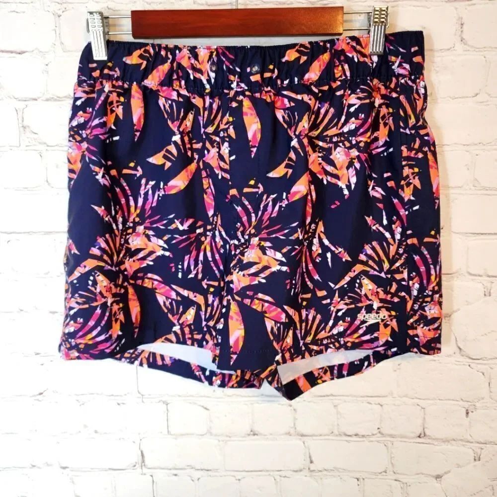 Men's Speedo Shorts, size Medium